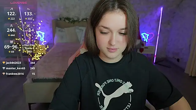 DonnaLustt online show from 01-11-25, 05:31