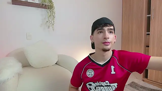 zenn rush1 online show from 03-05-25, 01:06