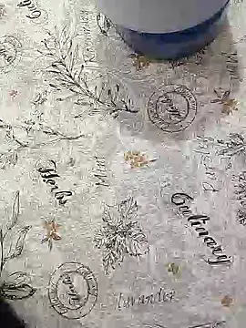 Snapshot of momoh chatting on 01-14-25, 01:49 momoh online show from 01-14-25, 01:49