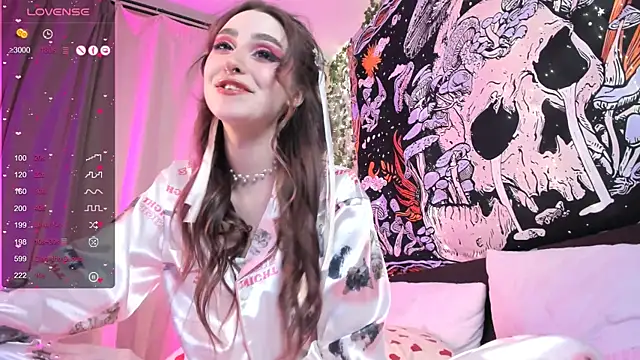 Snapshot of kissthasky chatting on 02-21-25, 03:54 kissthasky online show from 02-21-25, 03:54