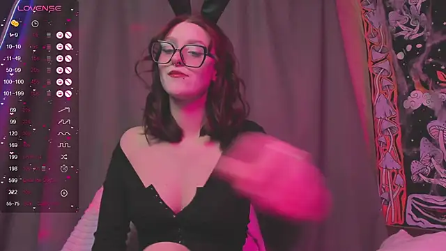 Snapshot of kissthasky chatting on 11-30-25, 07:40 kissthasky online show from 11-30-25, 07:40