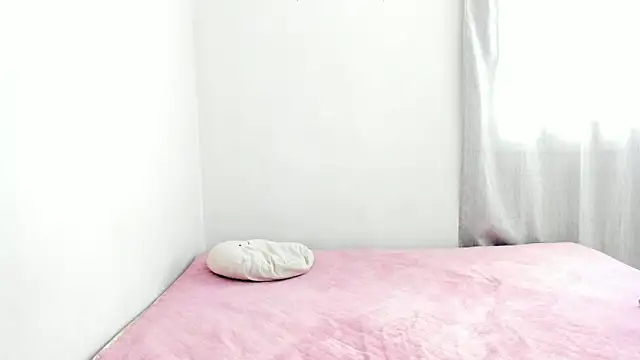 Anniie grey online show from 03-13-25, 08:11