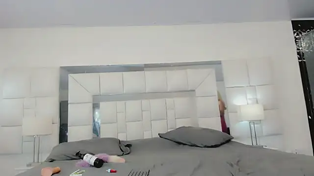 Snapshot of Gabyqueen70 chatting on 01-16-25, 10:10 Gabyqueen70 online show from 01-16-25, 10:10