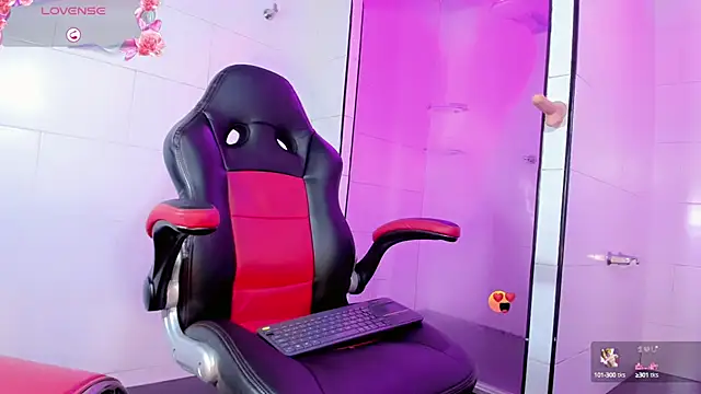 Snapshot of Gabyqueen70 chatting on 01-25-25, 06:34 Gabyqueen70 online show from 01-25-25, 06:34