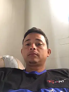 isacalejandroo online show from 01-21-25, 04:27