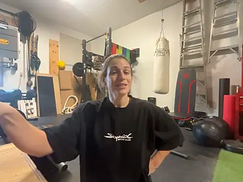 MissSwitch online show from 12-03-24, 06:06