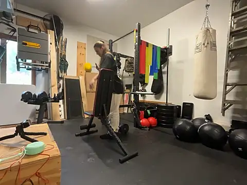 MissSwitch online show from 12-30-24, 06:38