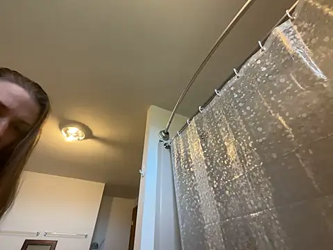 MissSwitch online show from 12-31-24, 07:29