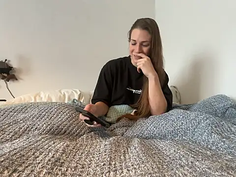 MissSwitch online show from 01-07-25, 01:35