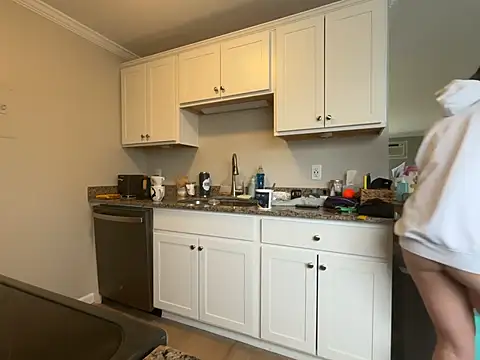 MissSwitch online show from 03-09-25, 01:26