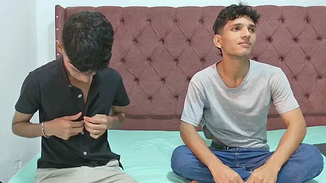 boys yourparty online show from 02-28-25, 01:25