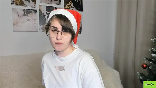 Funny bunnyy online show from 12-15-24, 09:09