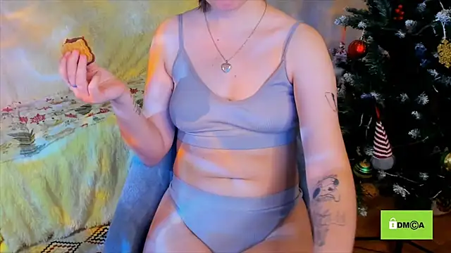 Funny bunnyy online show from 01-13-25, 03:23