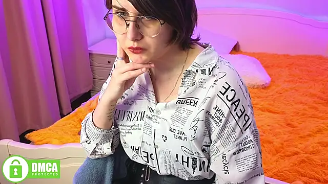 Funny bunnyy online show from 01-16-25, 03:23