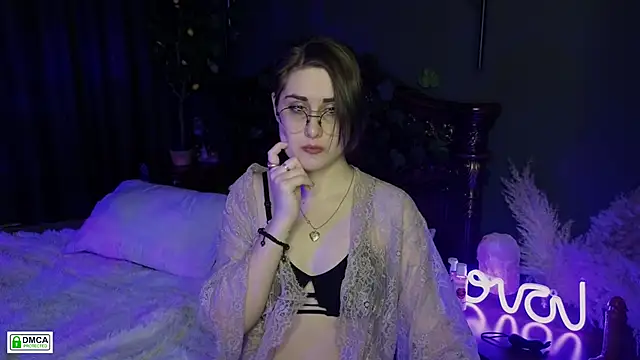 Funny bunnyy online show from 02-26-25, 09:16