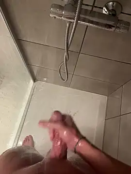 LucianoRixo1 online show from 02-19-26, 01:34