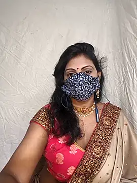 Snapshot of Lovely12streaming chatting on 10-20-25, 10:32 Lovely12streaming online show from 10-20-25, 10:32