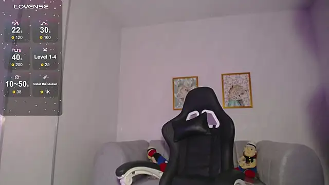 Snapshot of _ella_b chatting on 01-15-25, 07:26 ella b online show from 01-15-25, 07:26