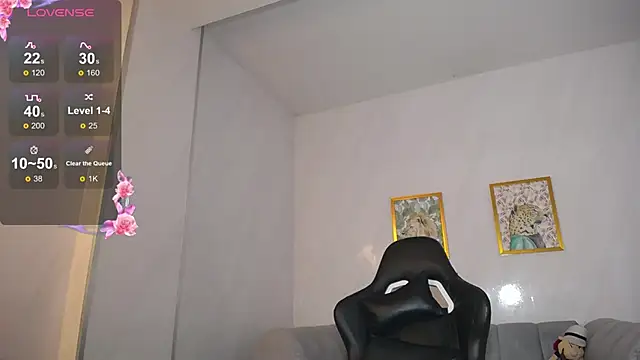 Snapshot of _ella_b chatting on 02-20-25, 03:12 ella b online show from 02-20-25, 03:12