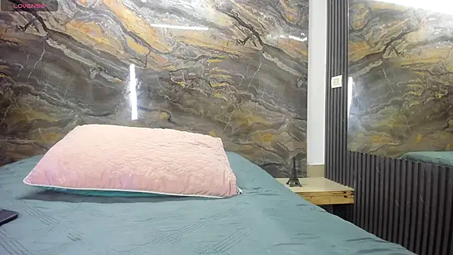 Yaya    11 online show from 02-25-25, 11:52