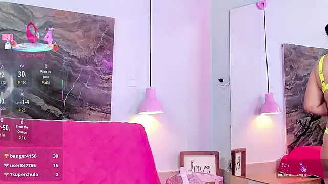 Yaya    11 online show from 10-21-25, 04:35