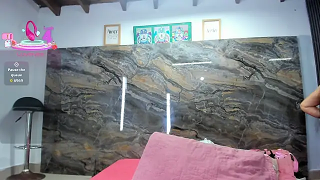 Snapshot of Yaya____11 chatting on 11-21-25, 04:00 Yaya 11 online show from 11-21-25, 04:00