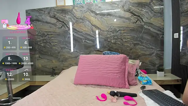 Snapshot of Yaya____11 chatting on 11-22-25, 04:11 Yaya 11 online show from 11-22-25, 04:11