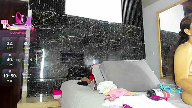 Snapshot of Yaya____11 chatting on 12-04-25, 04:33 Yaya 11 online show from 12-04-25, 04:33