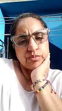 Snapshot of Yaya____11 chatting on 12-14-25, 09:52 Yaya 11 online show from 12-14-25, 09:52