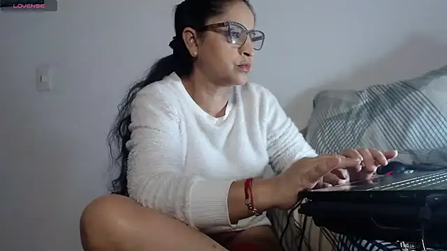 Snapshot of Yaya____11 chatting on 02-23-26, 09:23 Yaya 11 online show from 02-23-26, 09:23