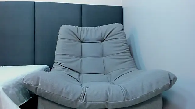 SophieHarris  online show from 01-18-25, 05:31