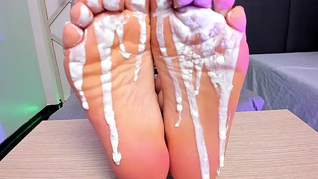 SophieHarris  online show from 02-12-25, 12:37