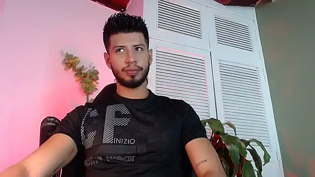 Snapshot of Colby_brown03 chatting on 09-15-25, 07:14 Colby brown03 online show from 09-15-25, 07:14