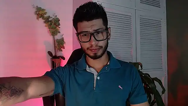 Snapshot of Colby_brown03 chatting on 09-19-25, 07:03 Colby brown03 online show from 09-19-25, 07:03