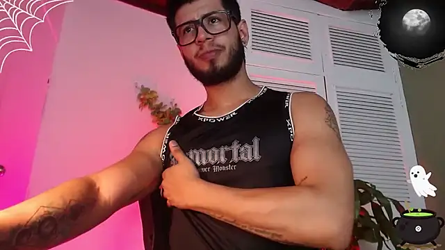 Snapshot of Colby_brown03 chatting on 10-18-25, 07:36 Colby brown03 online show from 10-18-25, 07:36