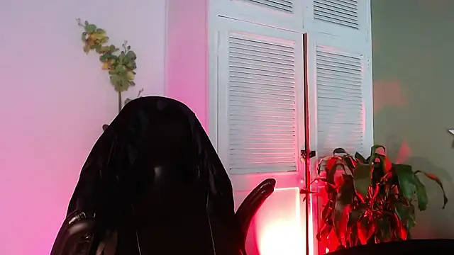 Snapshot of Colby_brown03 chatting on 11-14-25, 08:02 Colby brown03 online show from 11-14-25, 08:02