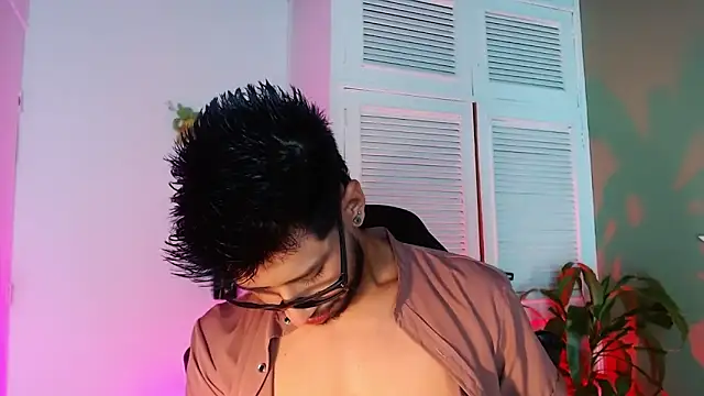 Snapshot of Colby_brown03 chatting on 11-20-25, 07:46 Colby brown03 online show from 11-20-25, 07:46