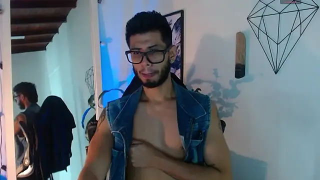 Colby brown03 online show from 04-25-26, 07:33