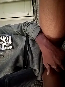 Txdarkmeat74 online show from 11-19-25, 02:39