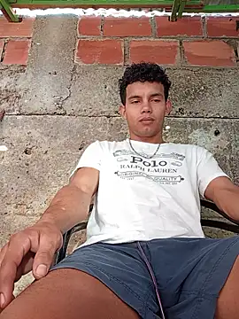 Snapshot of alex_candela chatting on 11-23-25, 11:54 alex candela online show from 11-23-25, 11:54