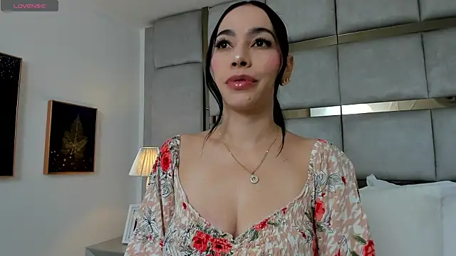 AmbarJensen online show from 01-24-25, 12:10