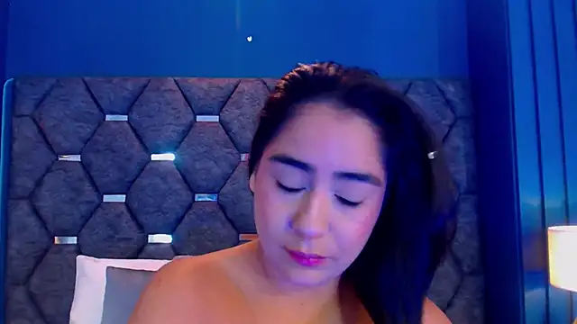 Snapshot of DevonPiers chatting on 09-13-25, 12:05 DevonPiers online show from 09-13-25, 12:05