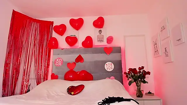 Eliz jane online show from 02-15-25, 04:12