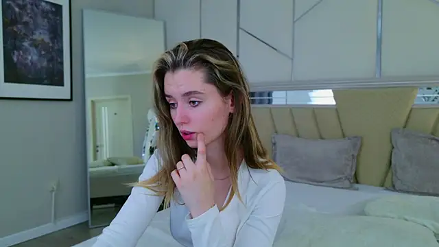 MarybethSnow online show from 12-29-24, 11:08