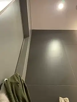 Snapshot of SuzieMurray chatting on 12-25-24, 12:26 SuzieMurray online show from 12-25-24, 12:26