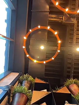 Snapshot of SuzieMurray chatting on 12-30-24, 12:31 SuzieMurray online show from 12-30-24, 12:31