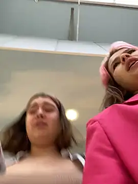 Snapshot of SuzieMurray chatting on 01-31-25, 11:24 SuzieMurray online show from 01-31-25, 11:24