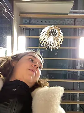 Snapshot of SuzieMurray chatting on 02-06-25, 08:50 SuzieMurray online show from 02-06-25, 08:50