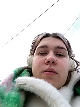 Snapshot of SuzieMurray chatting on 02-22-25, 07:12 SuzieMurray online show from 02-22-25, 07:12