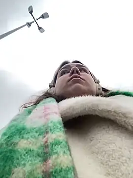 Snapshot of SuzieMurray chatting on 02-28-25, 08:20 SuzieMurray online show from 02-28-25, 08:20